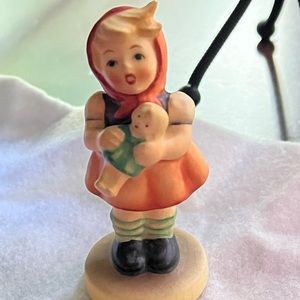 Hummel Goebel Girl with Doll